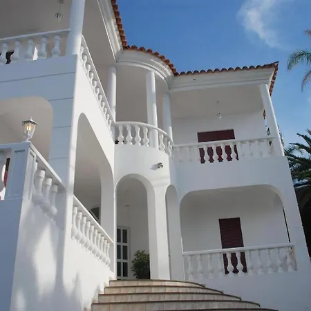 Nyaraló Colonial
